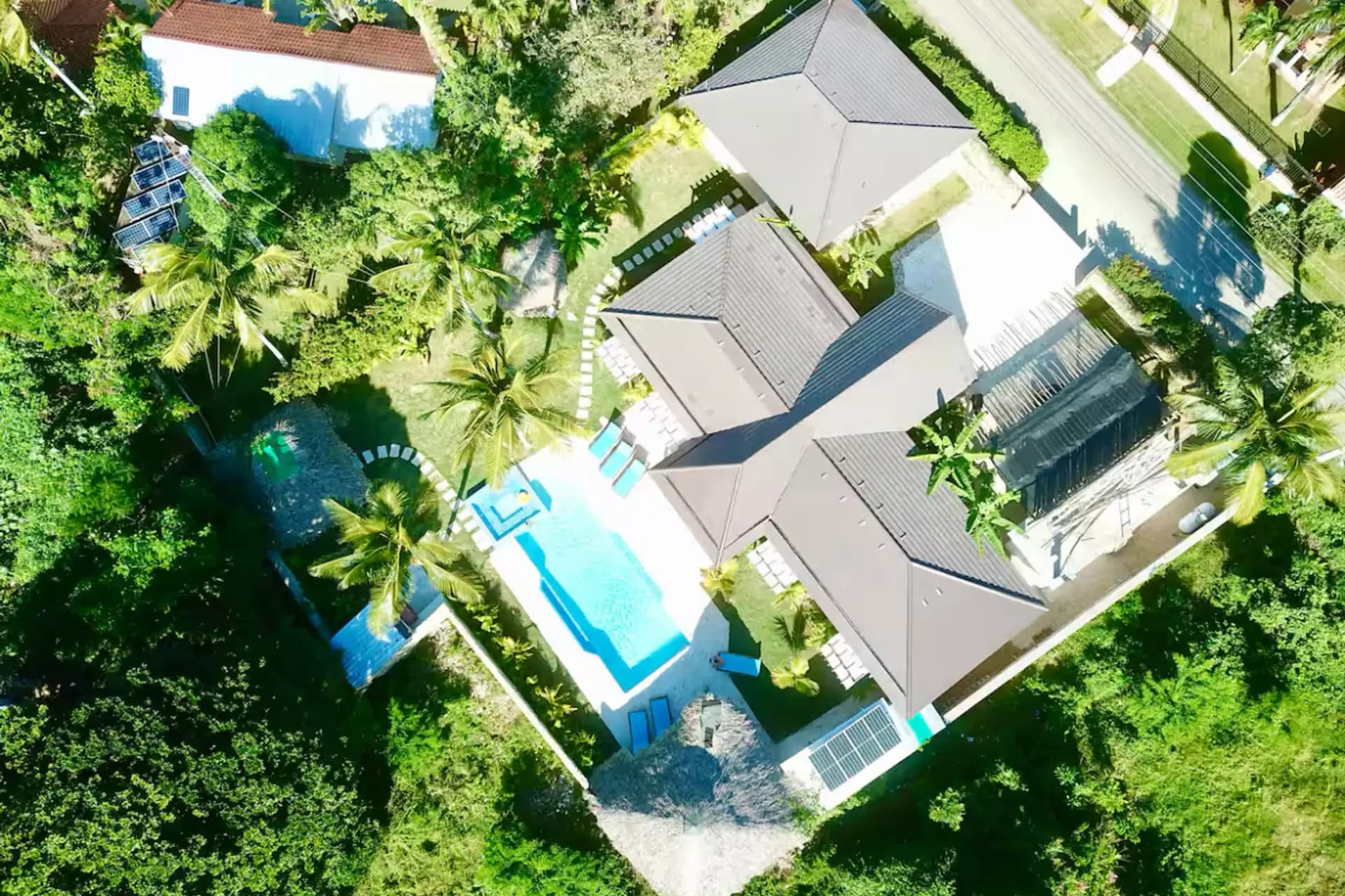 9-Bedroom Luxury Villa for Sale in Sosúa – Steps from Laguna Beach
