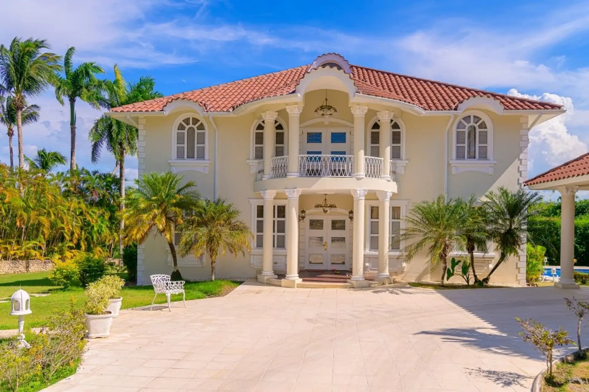 Luxury Resort Villa for Sale in Cabarete – Villa Primavera in Sea Horse Ranch