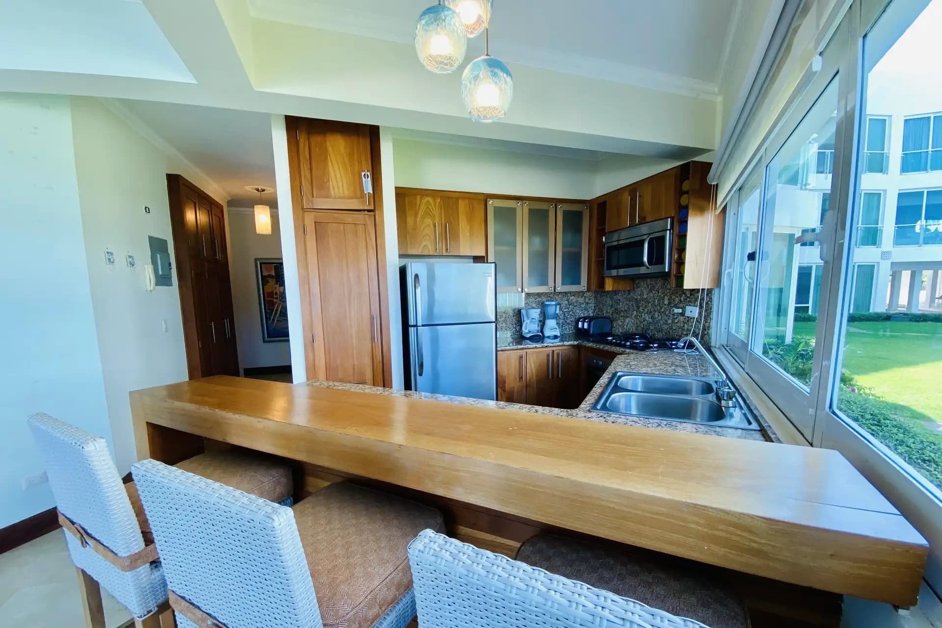 First Line 3-Bedroom Apartment Laguna Beach