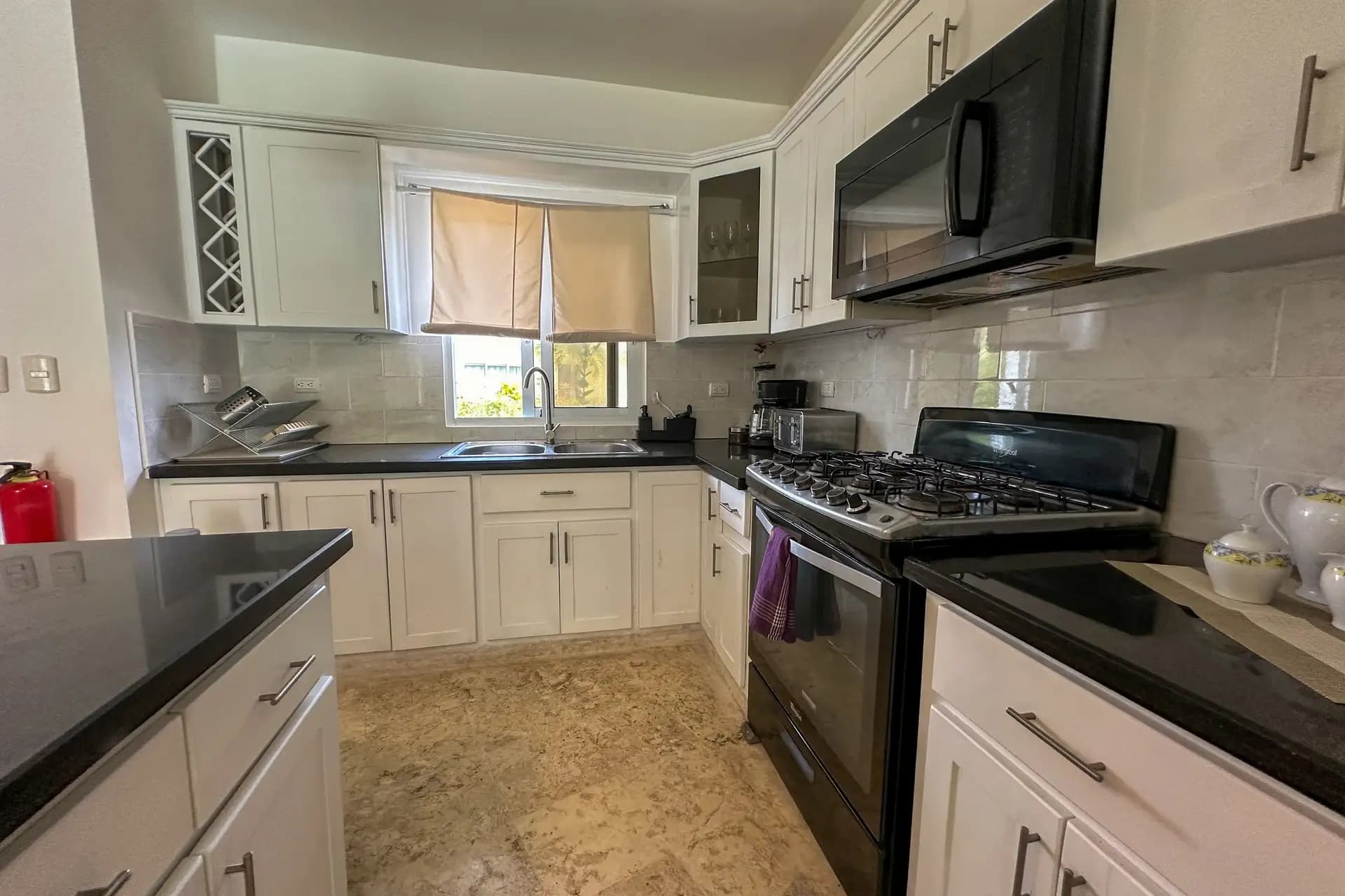 4-Bedroom Villa for Sale in Casa Linda Sosúa | Gated Community | Airbnb Investment
