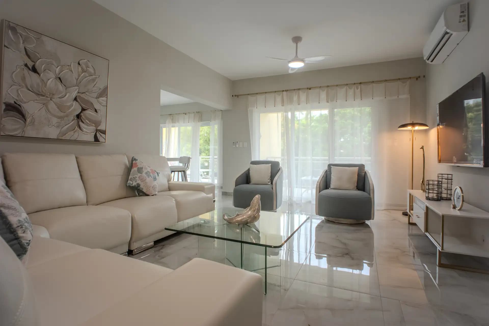 Exclusive 3-Bedroom Condo at Hill Side – Unique Unit in the Entire Complex