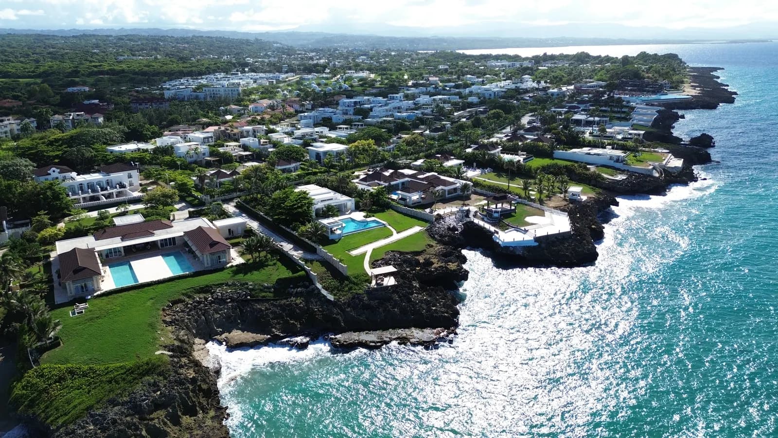 Sosúa Ocean Village Guide (2026): Homes, Prices, HOA Fees & Lifestyle