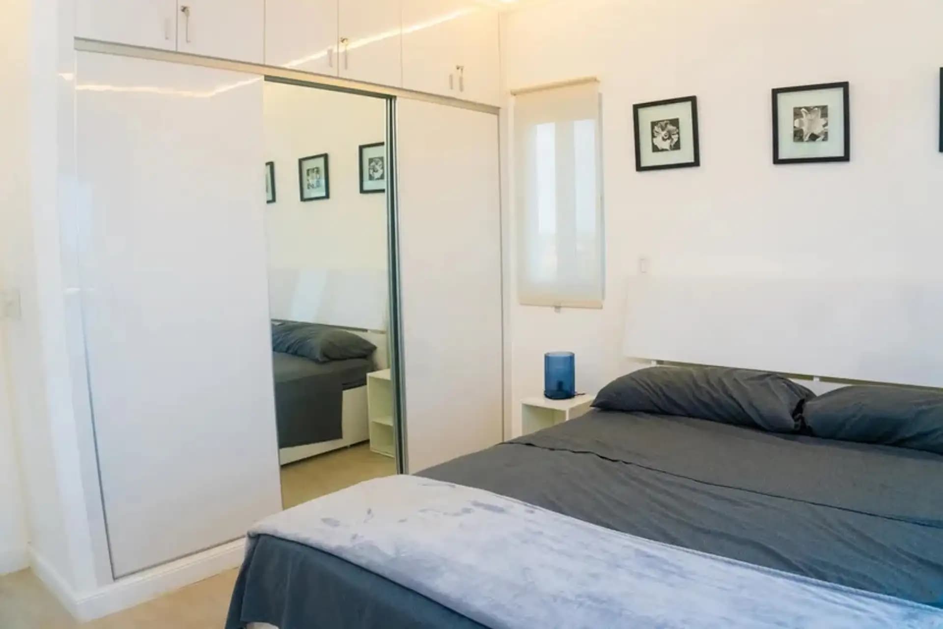 Fully Furnished 1-Bedroom Apartment with Ocean View in Esmeralda