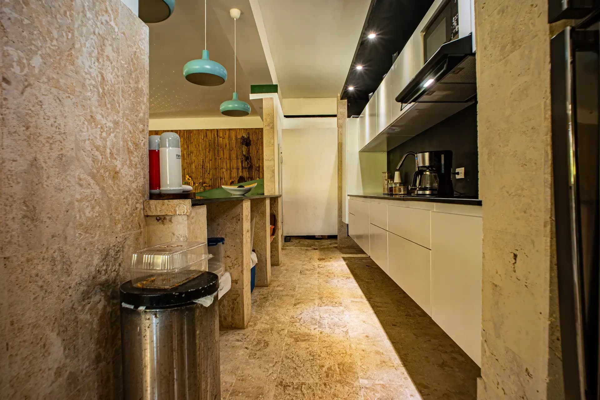 6-Bedroom House Sosau Abajo with 2 seperate Units