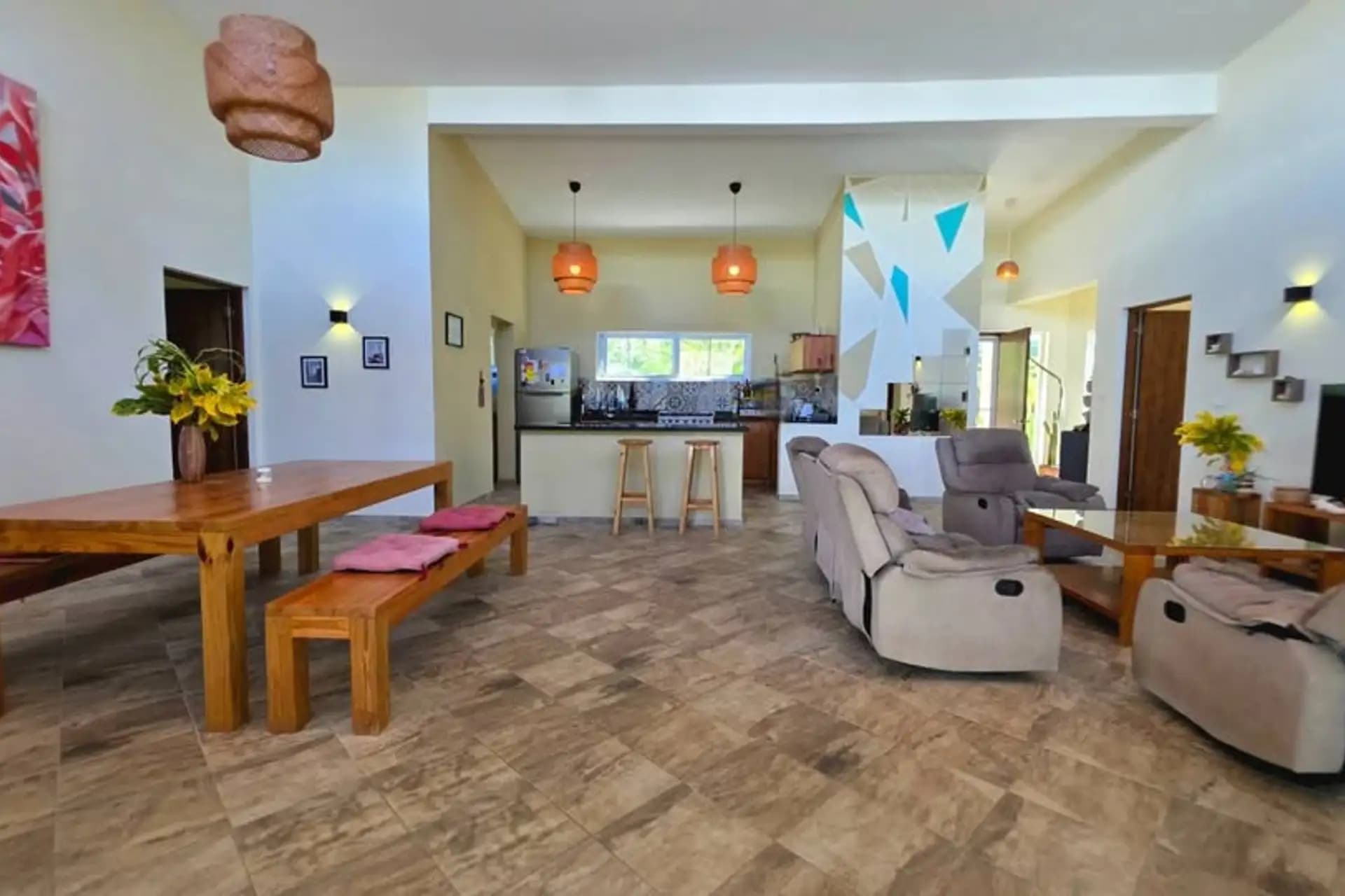 Charming 3-Bedroom Villa for Sale in Perla Marina – Walk to the Beach!