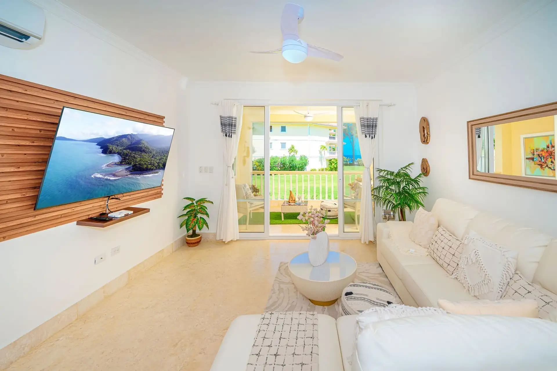 Oceanview Apartment in Hispaniola Beach – Turnkey 2-Bedroom Investment in Sosua