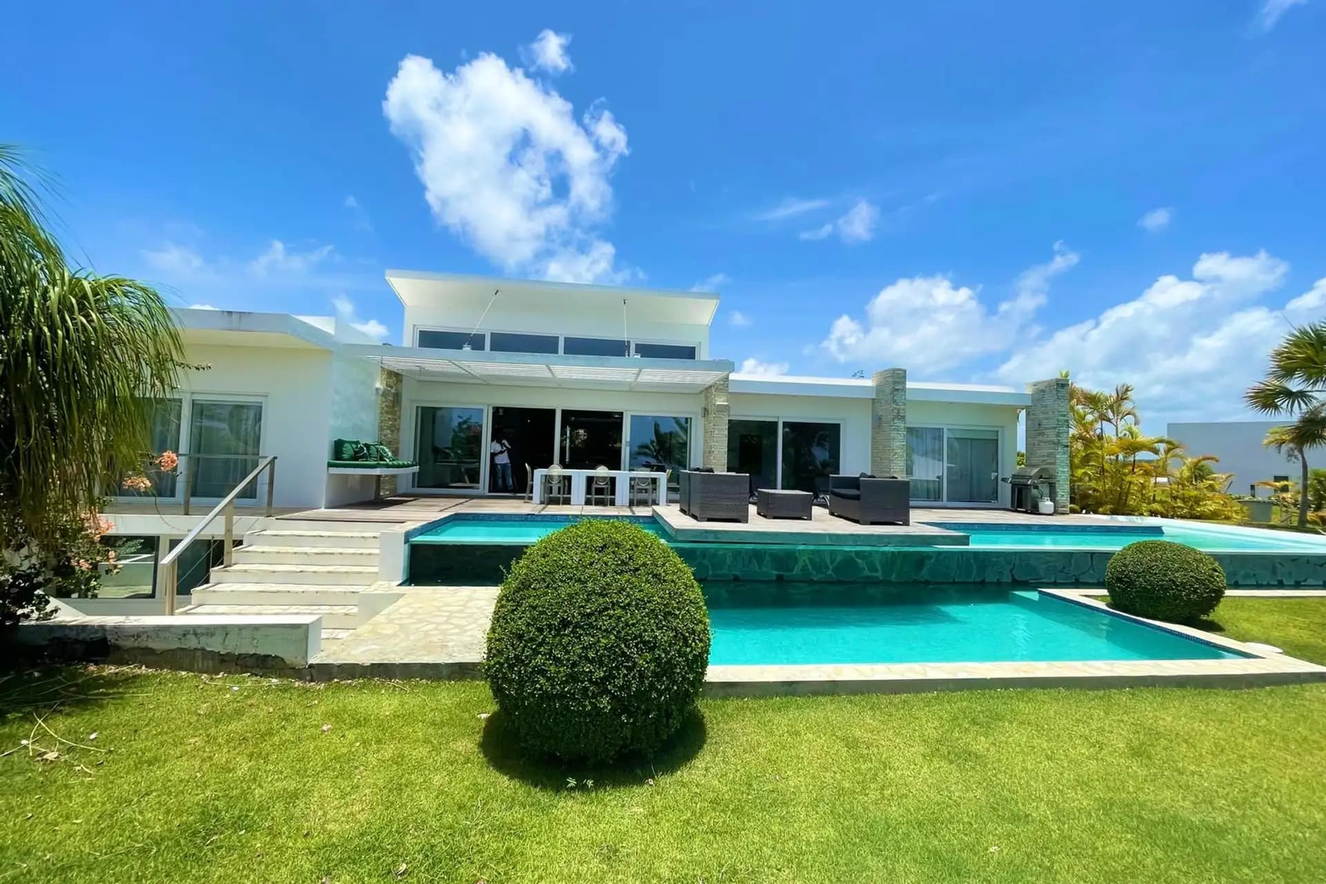 Villa Summerhill – 3-Bedroom Modern Tropical Villa for Sale in Cabarete | Ocean Views & Private Pool